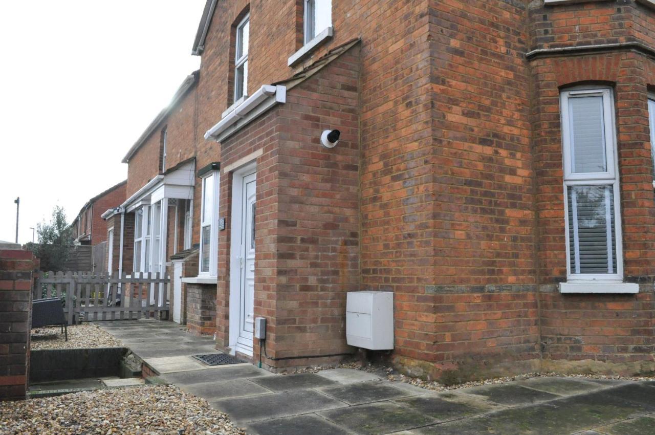 Bedford Rd Apartment Ideal For Hospital & Town Centre Kempston Екстериор снимка